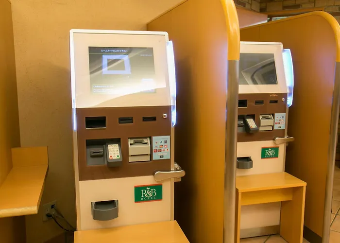 新横滨站前r&B酒店