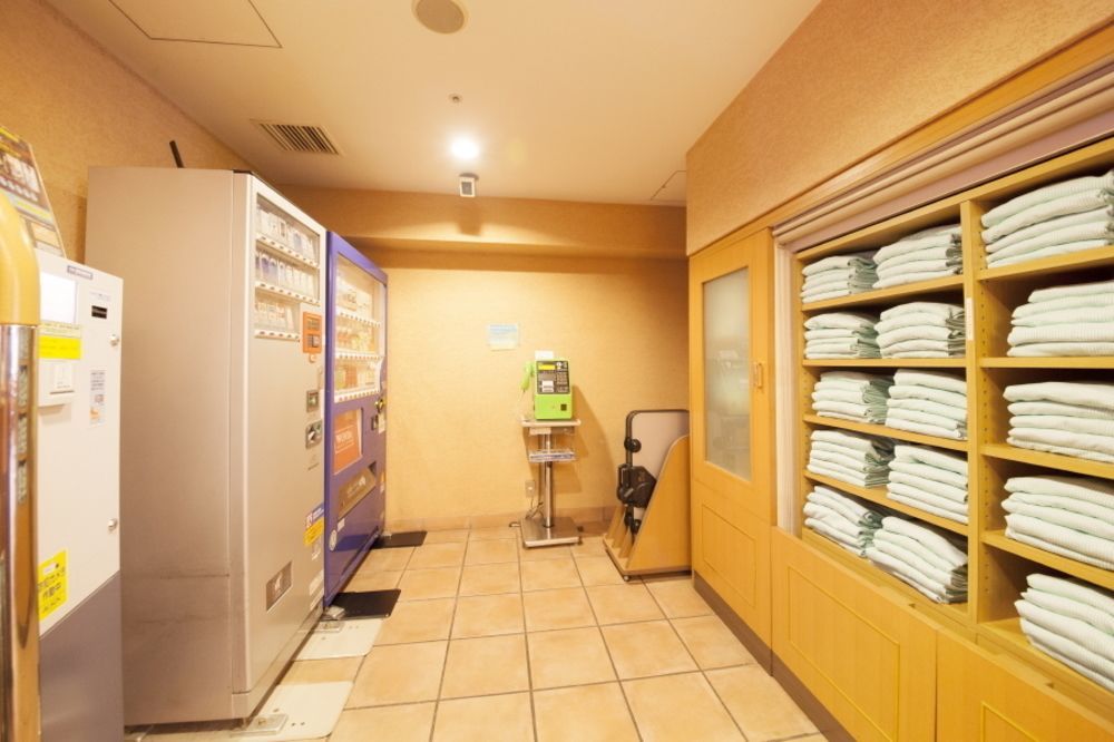 新横滨站前r&b酒店 酒店 3*